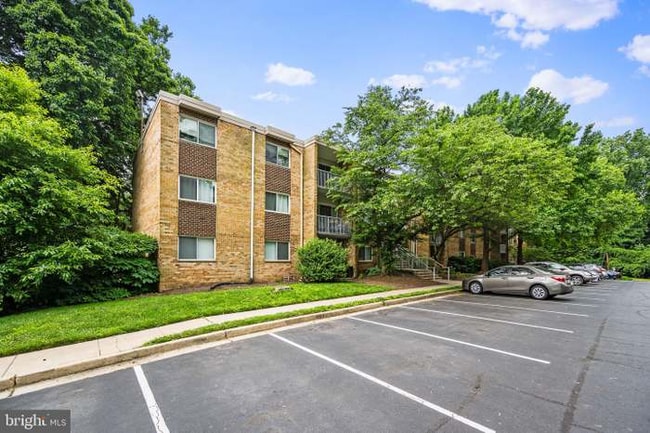 Foto del edificio - 8001 Chanute Pl