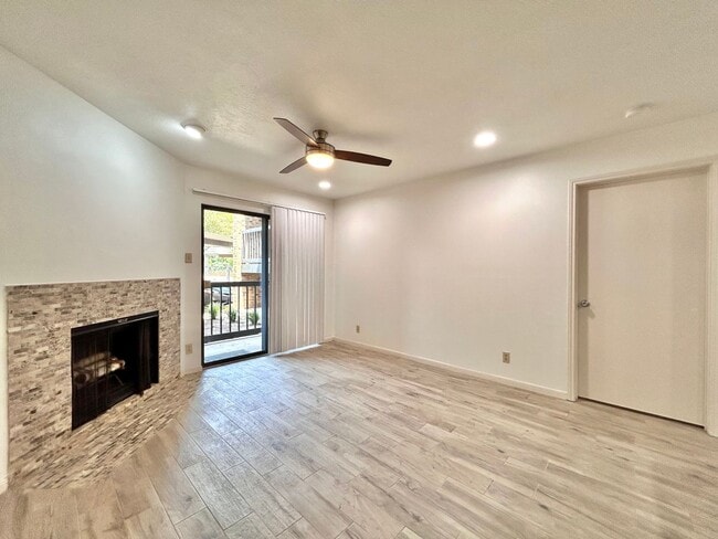 Foto del edificio - Welcoming 2-Bedroom, 2-Bath Home with Natu...