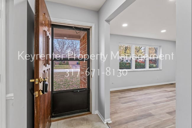 Building Photo - Limited Time Offer: Half-Month Discount on Lease Signed Before January 31st!-28 Parkwood Dr, Brow...
