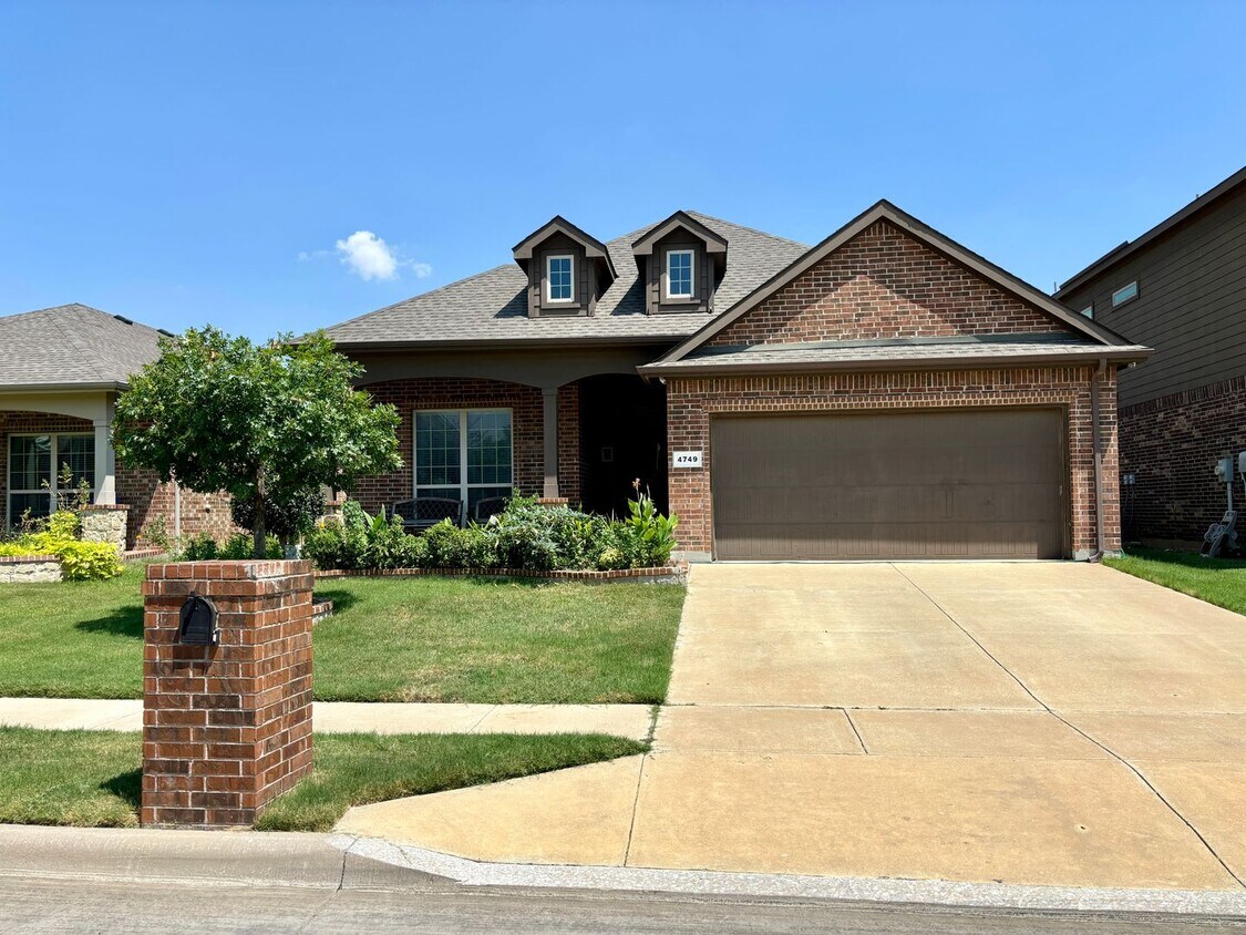 Foto principal - Keller ISD, 3 Bed in Rolling Meadows