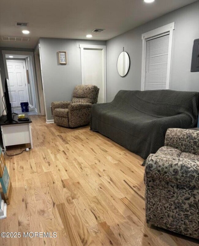 Foto del edificio - 37 Lafayette Ave