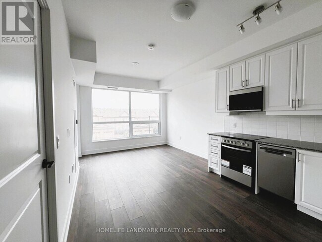 Photo du bâtiment - 2343 Khalsa Gate