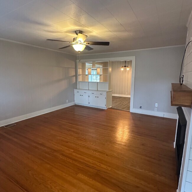 Foto del edificio - 271 3rd Ave SW