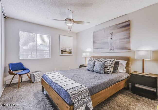 Foto del edificio - 1944 W Thunderbird Rd