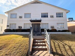 Building Photo - 4115 Douglas Ave