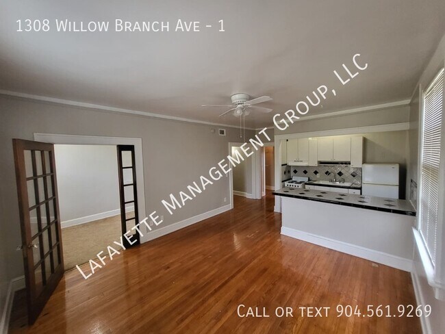 Foto del edificio - 1308 Willow Branch Ave