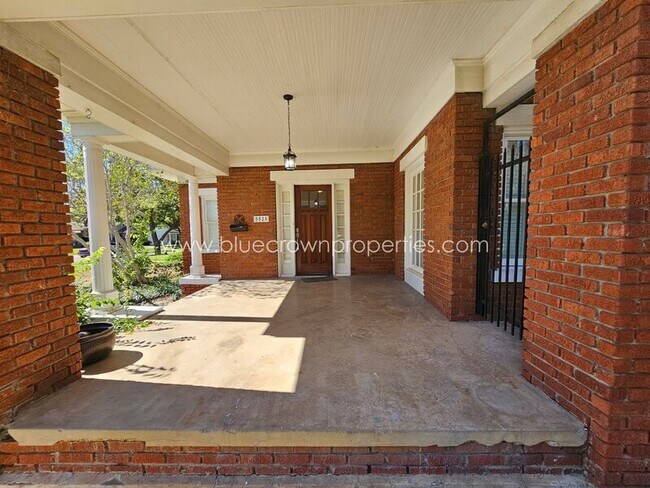 Foto del edificio - 5525 Richmond Ave