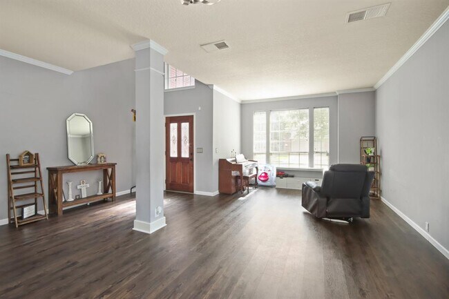 Foto del edificio - 18609 Woodbreeze Dr