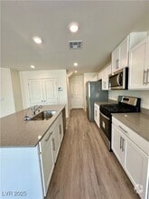 Building Photo - 798 Ruby Sedona Ave