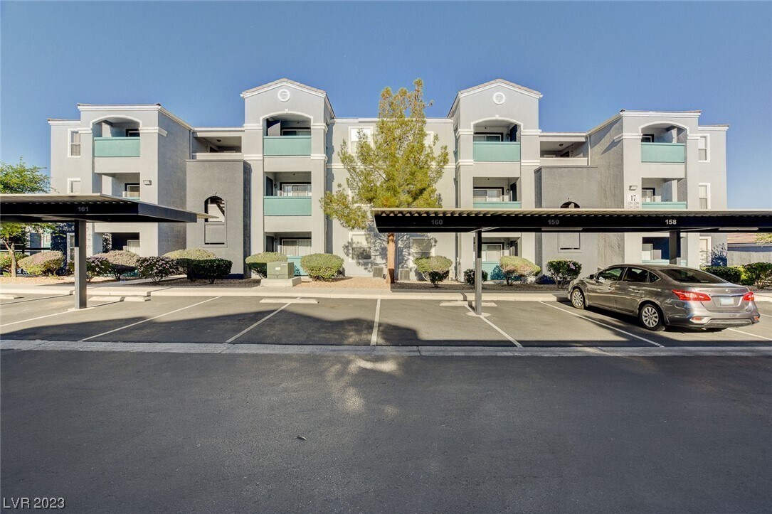 Primary Photo - 6955 N Durango Dr