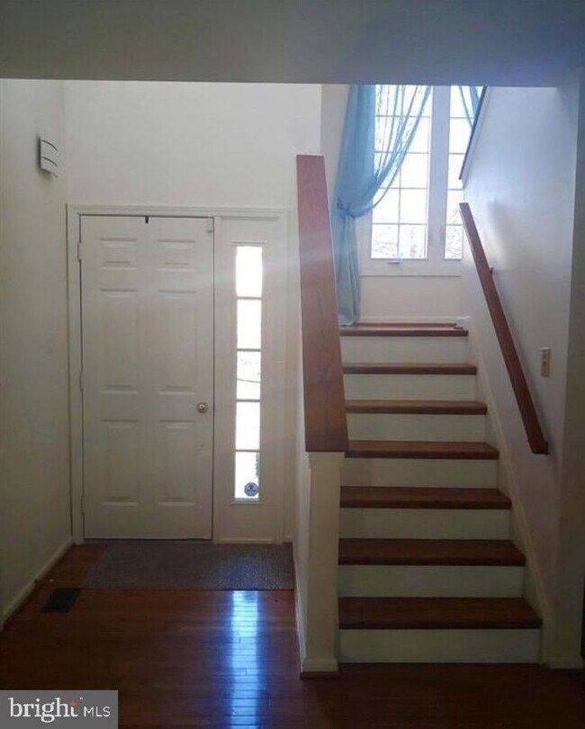 221 E Village Ln, Chadds Ford, PA 19317 Townhouse for Rent in Chadds