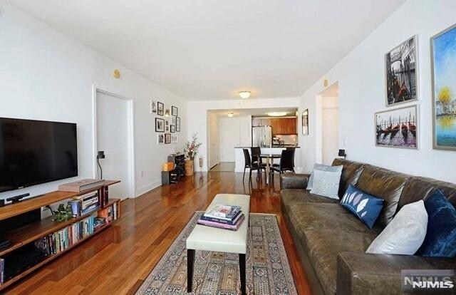 Foto del edificio - 88 Morgan St