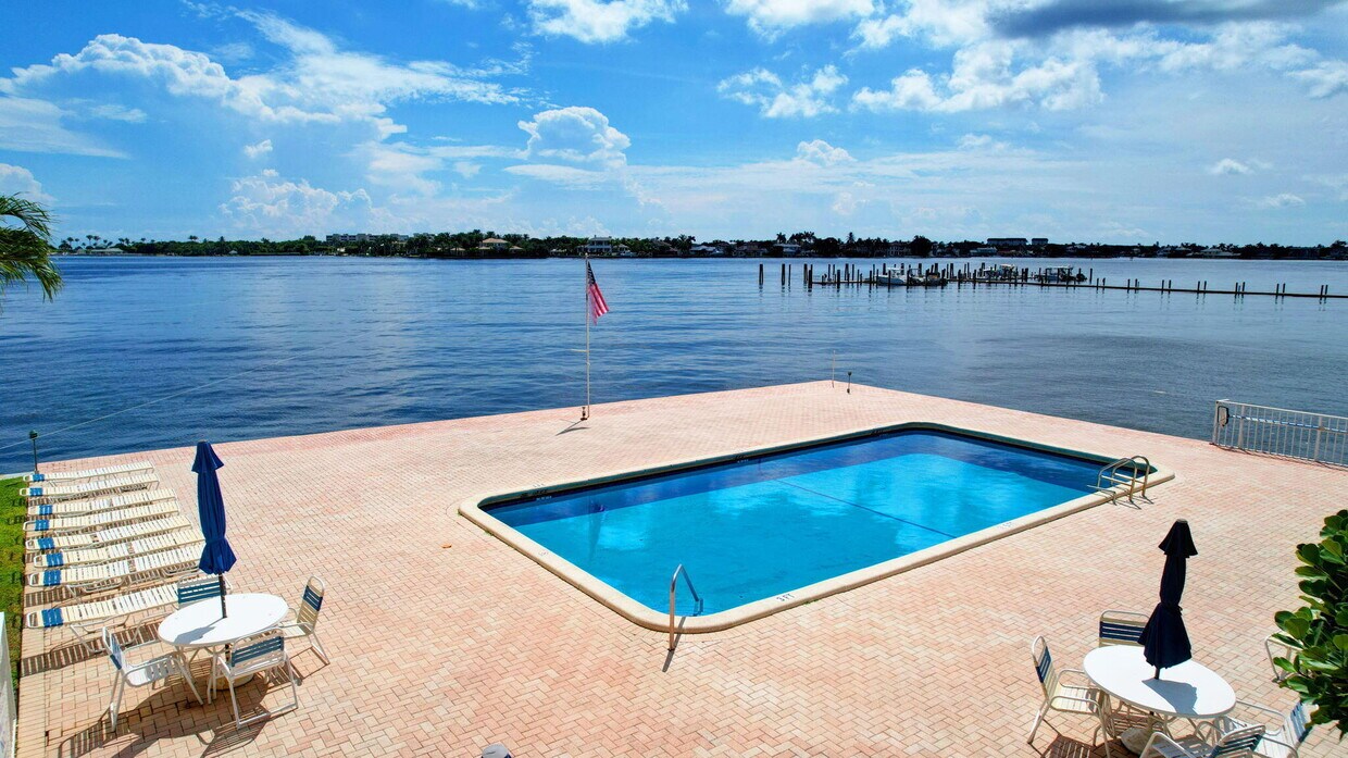 Foto principal - 1810 New Palm Way
