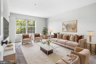 Foto del edificio - 238 E Gay St