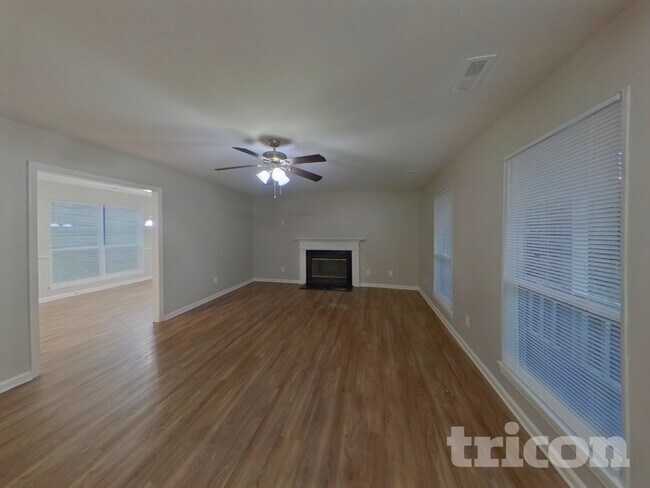 Foto del edificio - 9320 Amy Dr