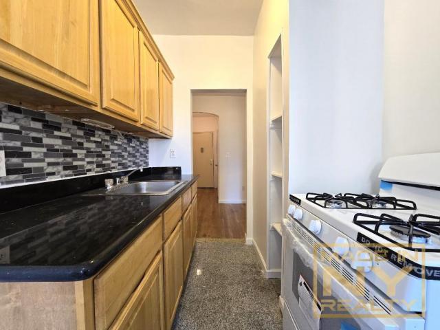 Primary Photo - 1 bedroom in FLUSHING NY 11354