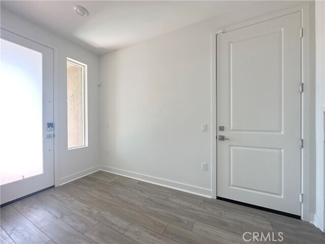 Foto del edificio - 322 Tank