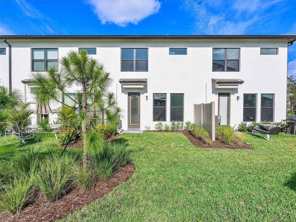 2108 Appleton Cir N, Oakland Park, FL 33309 - Townhome Rentals in Oakland  Park FL | Apartments.com