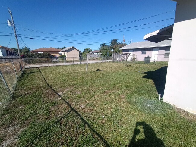 Foto del edificio - 2/1 Apartment for rent. Delray Beach