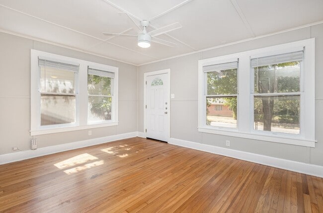 Building Photo - 2112 McMillan Ave