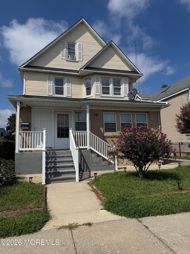 Building Photo - 181 Garfield Ave