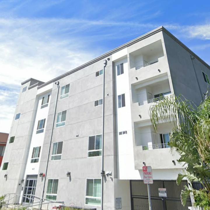 8435 Orion Ave Unit 406, Los Angeles, CA 91343 Room for Rent in Los