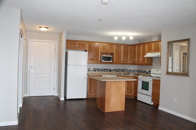 Photo du bâtiment - 9357 Simpson Dr NW