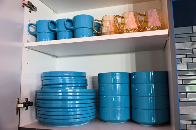 Building Photo - 2705 E 3rd St