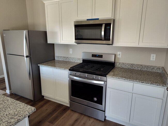 Foto del edificio - 7415 Dolores Ave