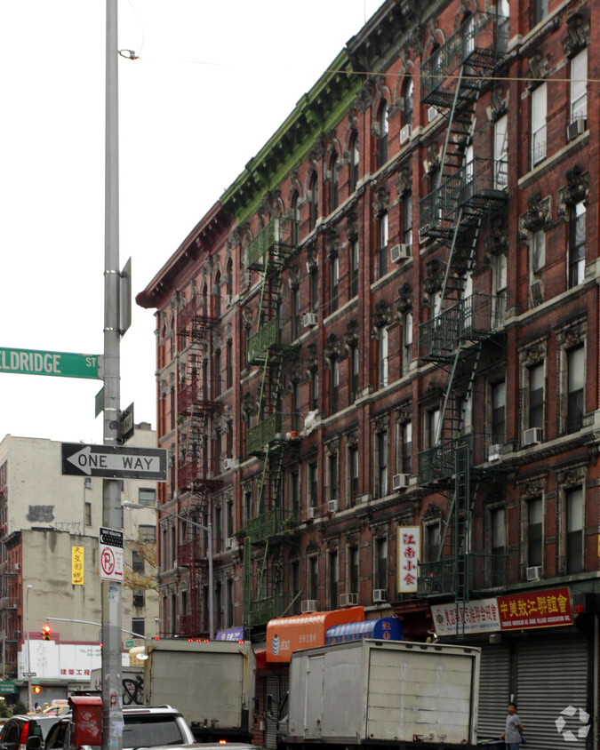 Primary Photo - 279-281 Broome St