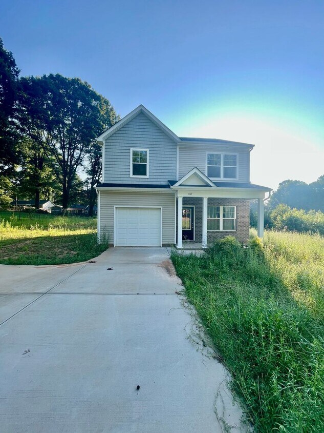 Foto principal - Welcome to this stunning 3-bedroom, 2.5-ba...