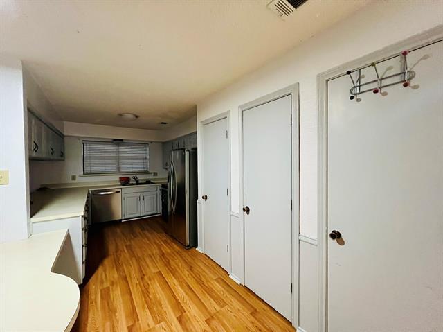 Foto del edificio - 10704 Longmeadow Ct