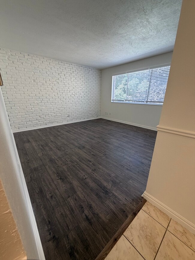 Photo - 2220 E Murray Holladay Rd (Holladay, UT) Apartment