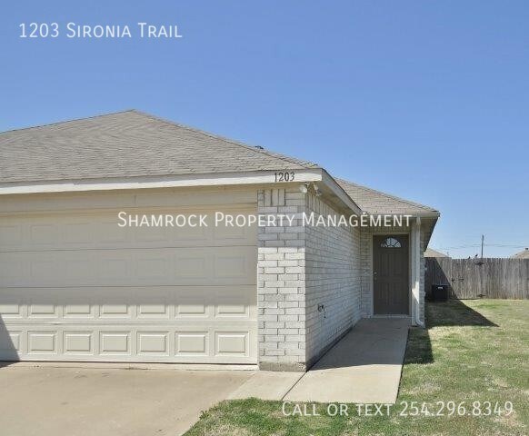 Primary Photo - Great Location off Hwy 84