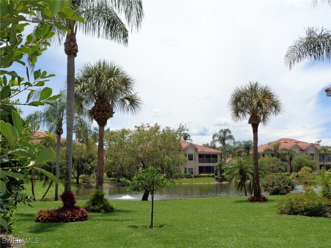 Foto del edificio - 6115 Reserve Cir