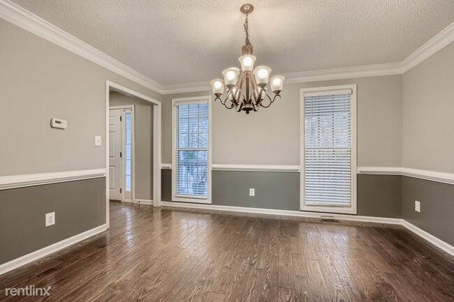 Building Photo - 4 br, 3.5 bath House - 249 Edgewood Drive