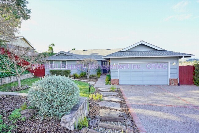 Building Photo - Welcome Home to 110 Kaden Drive - Spacious...
