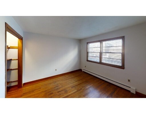 Building Photo - 896 Broadway