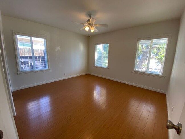Building Photo - 13123 Silverbow Ave