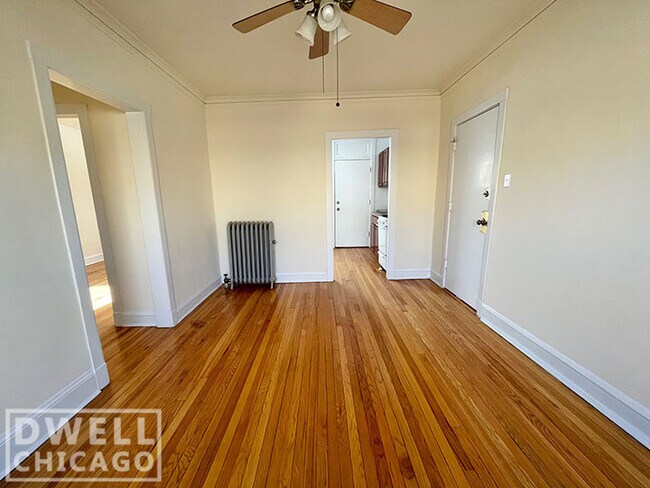 Foto del edificio - 2639 N Spaulding Ave