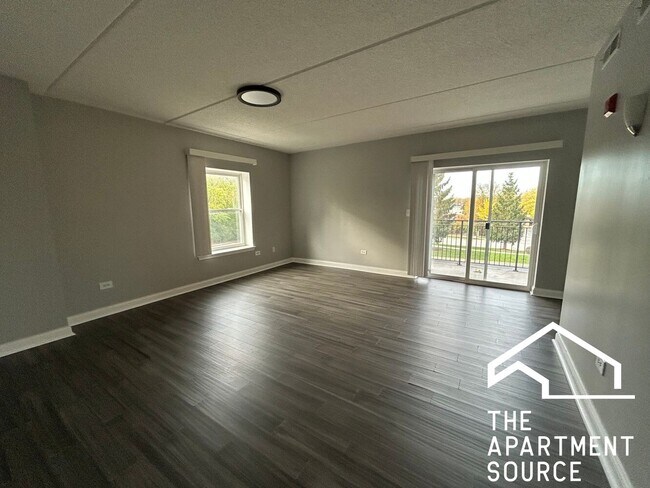 Foto del edificio - 3420 N Old Arlington Heights Rd