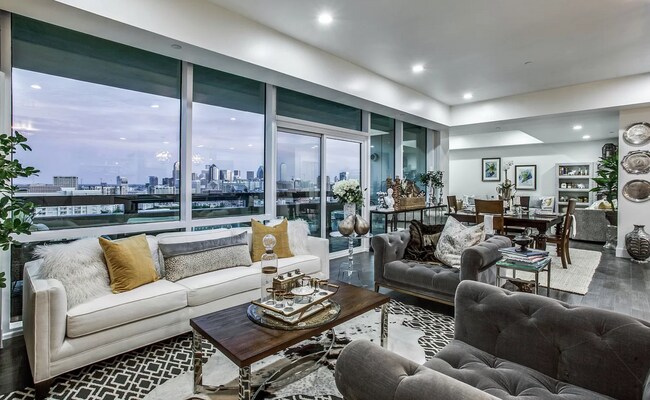 Foto del edificio - 3111 Welborn St