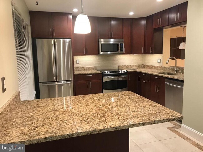 Foto del edificio - 10354 College Square