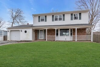 Building Photo - 1077 Fairview Dr