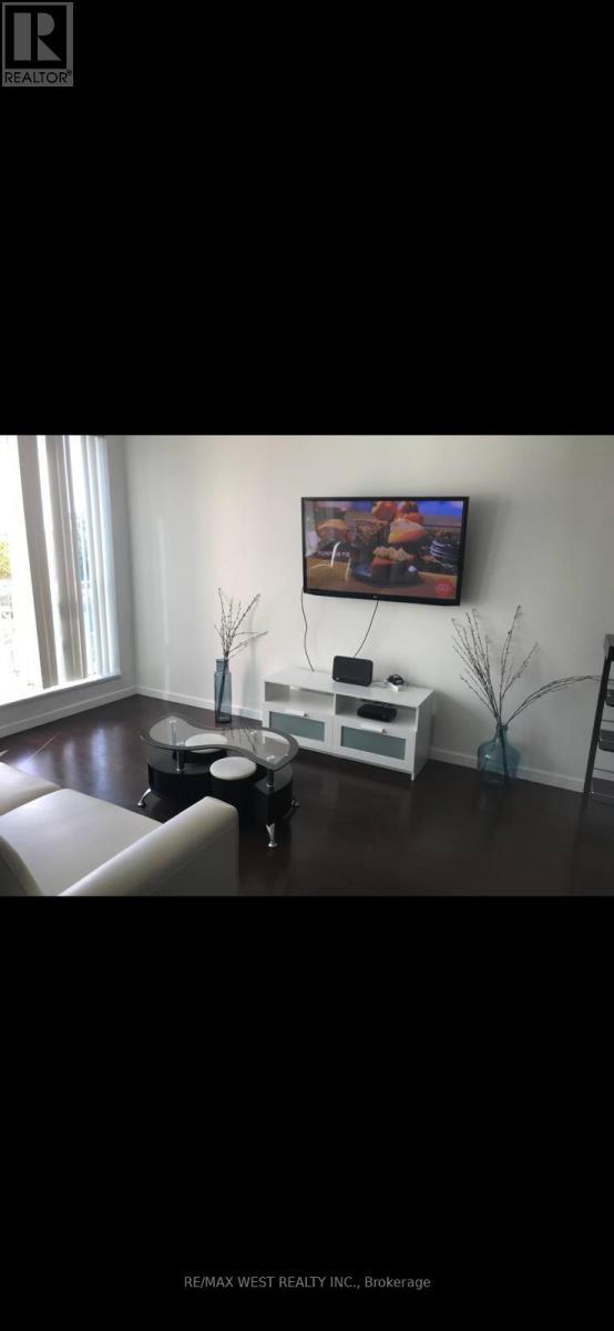 Photo du bâtiment - 208 Queens Quay W