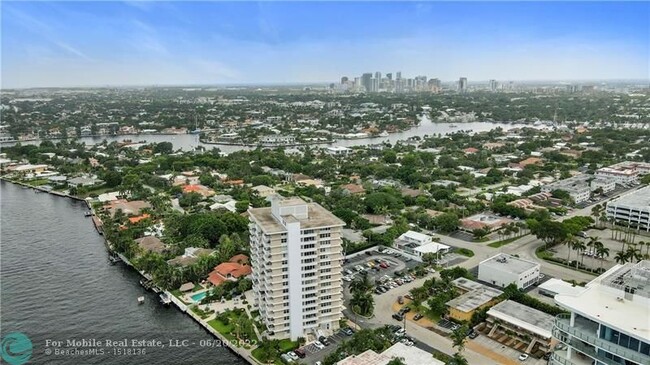 Foto del edificio - 888 Intracoastal Dr