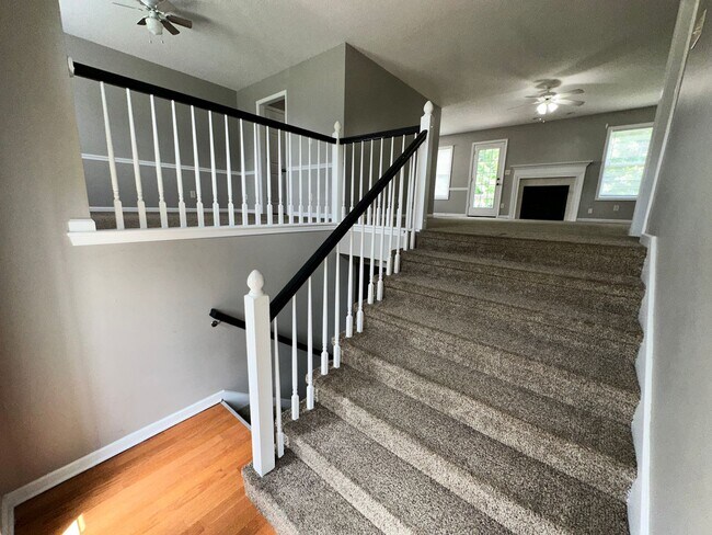 Building Photo - 3411 Silty Ct