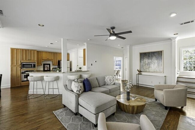 Foto del edificio - 78 Crumley St SE