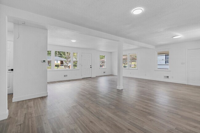 Foto del edificio - 72 Madera Dr