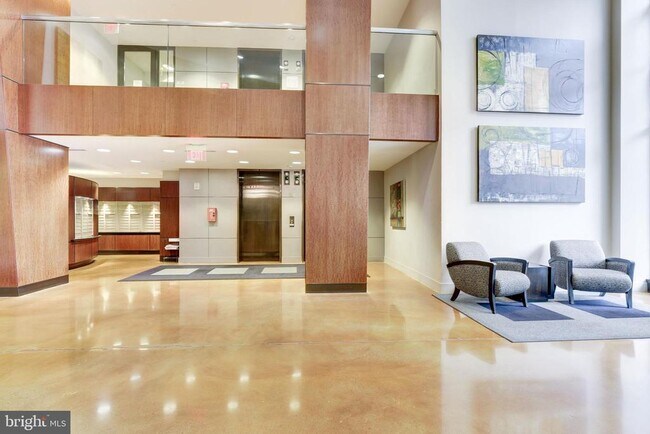 Foto del edificio - 444 W Broad St